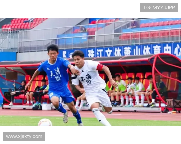 上海足球队实力强劲荣登全国足球实力排行榜第三名