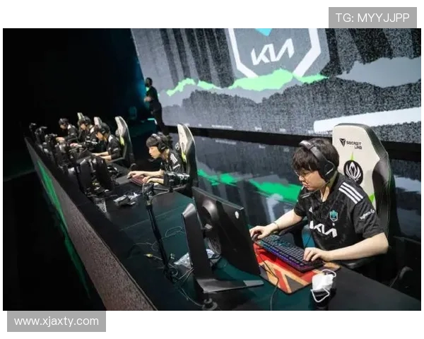 GEN鏖战PSG巅峰对决双方激烈交锋展现顶级战术与团队荣耀